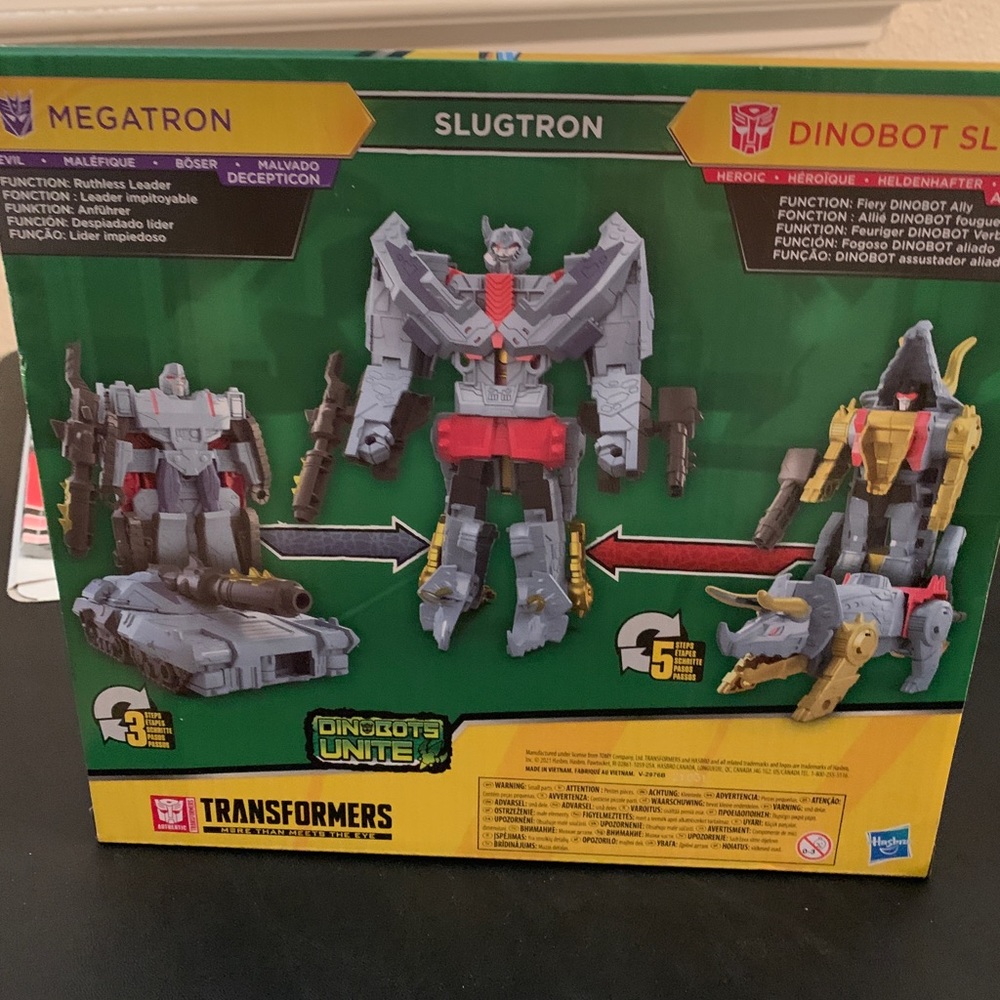 Megatron/slug Dinobot Transformers